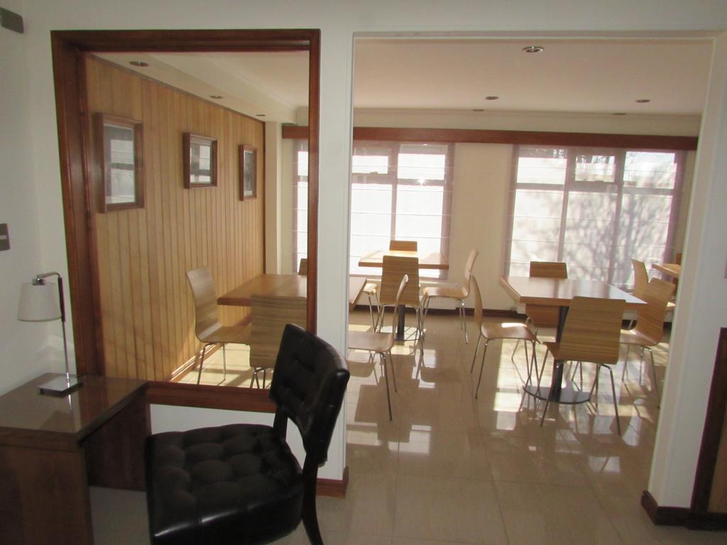 Hostal Buena Estancia Punta Arenas Exterior photo