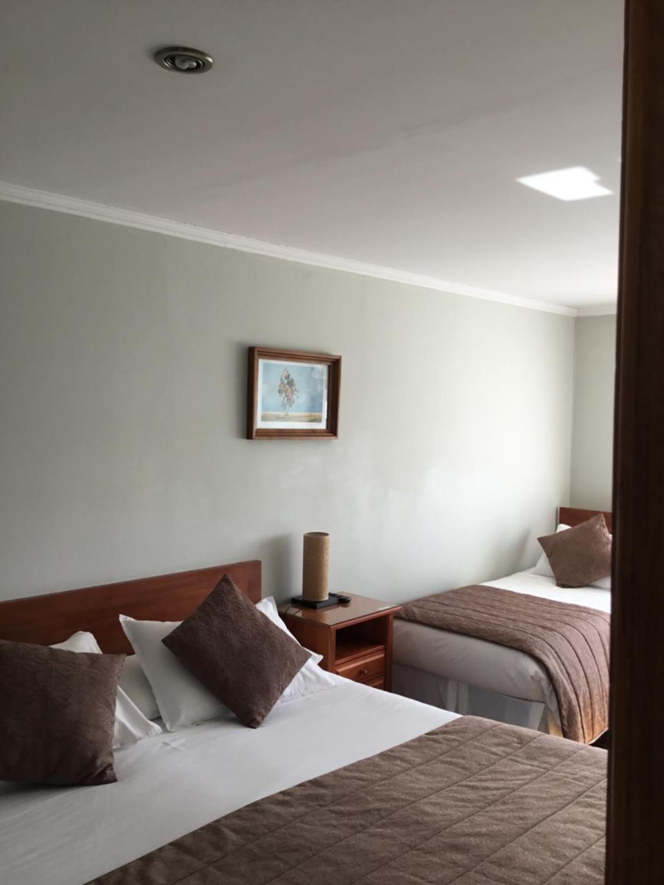 Hostal Buena Estancia Punta Arenas Exterior photo