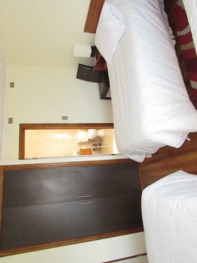 Hostal Buena Estancia Punta Arenas Exterior photo