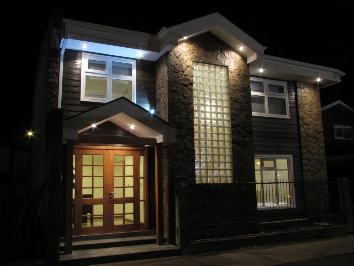Hostal Buena Estancia Punta Arenas Exterior photo